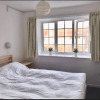 Отель Great price, lovely comfy flat.2 mins from the sea, фото 4