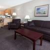 Отель Stony Plain Inn and Suites, фото 11