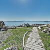 Отель Beachfront Gem In Coupeville 3 Bedroom Home, фото 16
