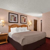 Отель Clarion Inn & Suites, фото 7