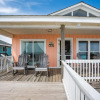 Отель A Summer Fling by Oak Island Accommodations, фото 17