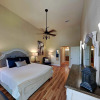 Отель Historic Aragon Executive Apartment, фото 14
