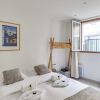 Отель Charming Flat - 6 Mins to Gare Du Nord Metro, фото 11