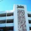 Отель Condominios Lindos в Пуэрто-Морелосе