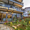 Отель Lustig Hostel, фото 1