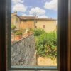 Отель La Terrazza, Elegant Tuscan Stone House With Garden and Terrace in Cetona, фото 10