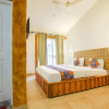 Отель Fabhotel Grand Royal Palms, фото 4