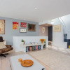Отель 2 Bedroom Home in Hackney With Roof Terrace, фото 14