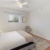 Отель Picturesque 1BR Apt in Arlington Heights, фото 4