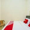 Отель OYO 90173 Innapp Tenggilis Family Residence, фото 7