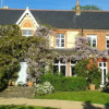 Отель Faygate Place, фото 1