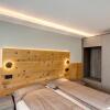 Отель Snow Mountain Planet Suite House, фото 14