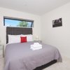 Отель Southern Lakes Spa - Queenstown Apartment R2, фото 5