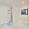 Отель Stunning All-suite Getaway W/ Pool - Private Beach 5 Bedroom Condo, фото 2