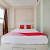 Отель OYO 90205 Queen Rent Apartment Gateway Pasteur, фото 25