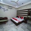 Отель OYO 1067 Hotel Surbhi, фото 9