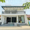 Отель OYO 92433 Sirih Gading Family Guest House, фото 1