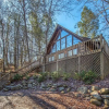 Отель Bear Cave Haus  2 Bedroom Home with Hot Tub, фото 1