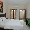 Отель RedDoorz @ Mahendradatta Selatan, фото 2