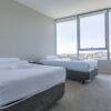 Отель Apartments Melbourne Domain - New Quay Docklands, фото 2