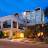 Отель Howard Johnson by Wyndham San Juan Centro Cardiovascular в Гурабо