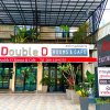 Отель Double D Rooms & Cafe в Бангкоке