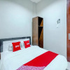 Отель Anugrah Rr Syariah by OYO Rooms, фото 29