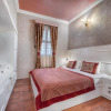 Отель Elegant Room in a historical hotel, фото 3