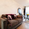 Отель Cozy, Modern 1BR Brixton Flat For 5, фото 4