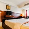 Отель Capital O 61144 Hotel Raj, фото 7