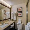 Отель Comfort Inn & Suites, фото 8