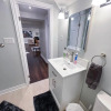 Отель Spacious & Renovated 1BD Suite w/parking, фото 5