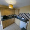Отель Newly Available 3-bed Apt in Porthcawl, 6 Guests, фото 8