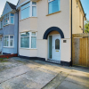 Отель Bellevue by Tŷ SA -Modern 3BR in Newport, фото 2