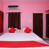 Отель OYO Flagship 13524 Swapan Guest House, фото 7