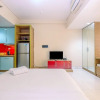 Отель Simple And Comfy Studio Room At Tamansari Sudirman Apartment, фото 8