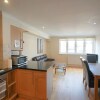 Отель Cosy 2-bed 2 Bathroom Apartment in London в Лондоне