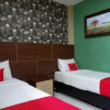 Отель RedDoorz Plus Syariah near Laweyan Solo, фото 16