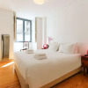 Отель JOIVY Spacious & elegant 1-bed flat, moments from Avenida station, фото 5