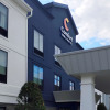 Отель Comfort Inn & Suites, фото 1