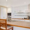 Отель Mediterranean Apartments - Unit 3, фото 6