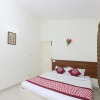 Отель OYO 5896 Rose Flower Nest, фото 22