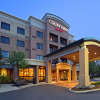 Отель Courtyard by Marriott Mississauga - Airport Corporate Centre West, фото 1