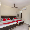 Отель OYO 19011 Hotel Sannidhi Residency, фото 3