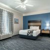 Отель La Quinta Inn & Suites by Wyndham Phoenix I-10 West, фото 23