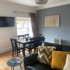 Отель Central 3 Bed Flat, Forres, фото 14