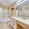 Отель Bright San Antonio Home < 13 Mi to Downtown!, фото 7