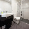 Отель 110 Hampden Apartments, фото 7