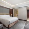 Отель DoubleTree by Hilton Shanghai Jing'an, фото 19
