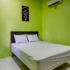 Отель OYO Life 2739 Pondok Nadila, фото 3